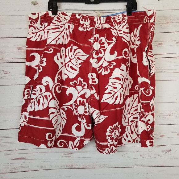 Caribbean Joe Men's XL Red Tropical Hawaiian Swim - Picture 3 of 7